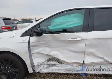 2024 Ford Edge St-Line z USA, uszkodzony, nr VIN 2FMPK4J93RBB15325